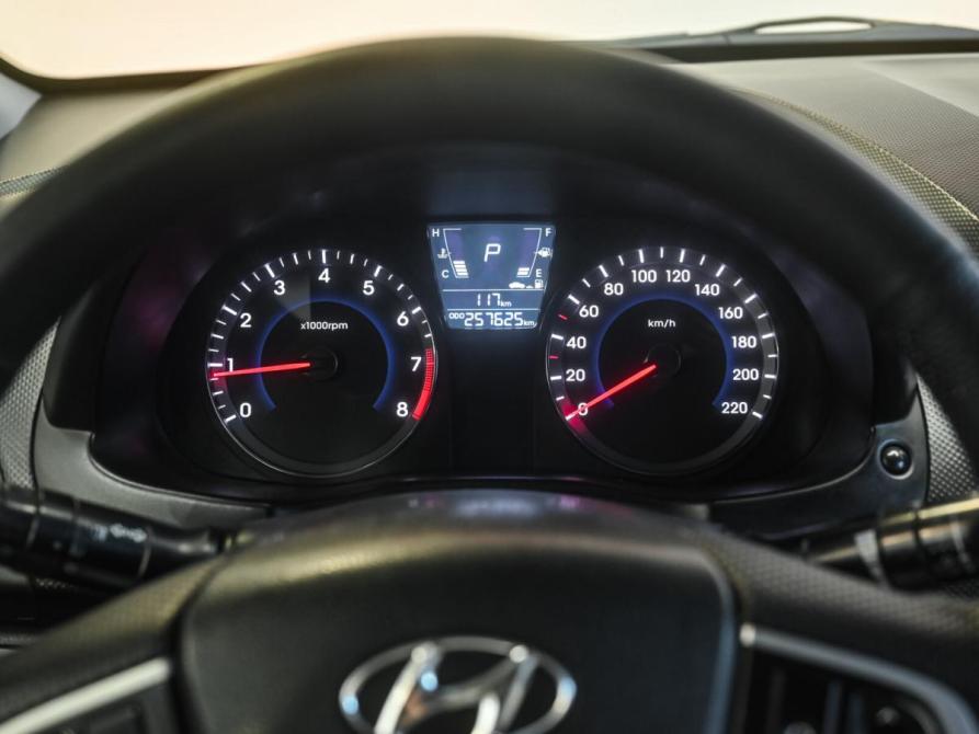 Hyundai Solaris I Челябинск  - изображение 19
