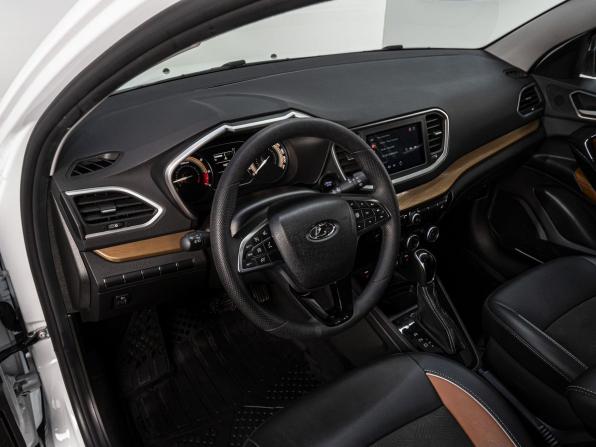 Lada (ВАЗ) Vesta I Рестайлинг (NG) с пробегом 2024 года, цена 1 645 000 рублей, 14900 км, универсал, Автокод Объявления