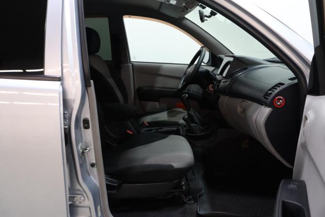 Mitsubishi L200 IV с пробегом 2011 года, цена 1 345 000 рублей, 181600 км, пикап, Автокод Объявления