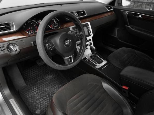 Volkswagen Passat B7 с пробегом 2012 года, цена 1 269 000 рублей, 157843 км, седан, Автокод Объявления