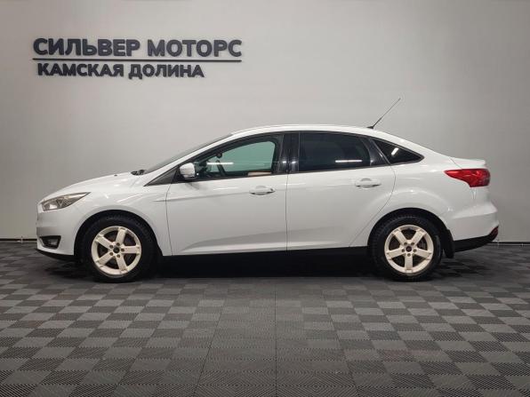Ford Focus III Рестайлинг с пробегом 2015 года, цена 1 010 000 рублей, 140000 км, седан, Автокод Объявления