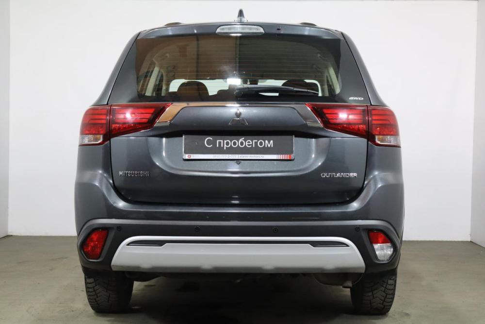 Mitsubishi Outlander III Рестайлинг 3 Санкт-Петербург  - изображение 5