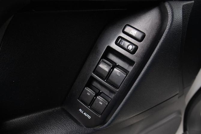 Toyota Land Cruiser Prado 150 Series с пробегом 2012 года, цена 2 899 000 рублей, 285611 км, внедорожник, Автокод Объявления