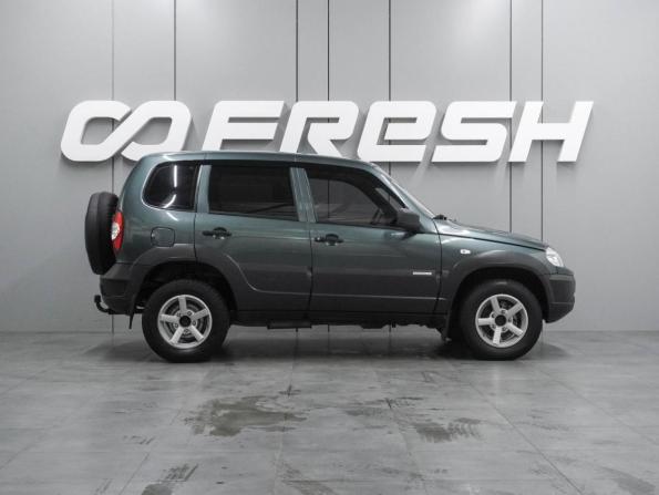 Chevrolet Niva I Рестайлинг с пробегом 2015 года, цена 649 000 рублей, 148554 км, внедорожник, Автокод Объявления