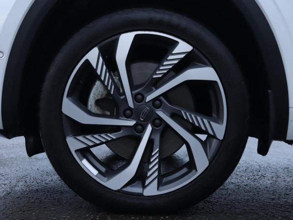 Geely Monjaro I с пробегом 2023 года, цена 3 180 000 рублей, 42610 км, внедорожник, Автокод Объявления