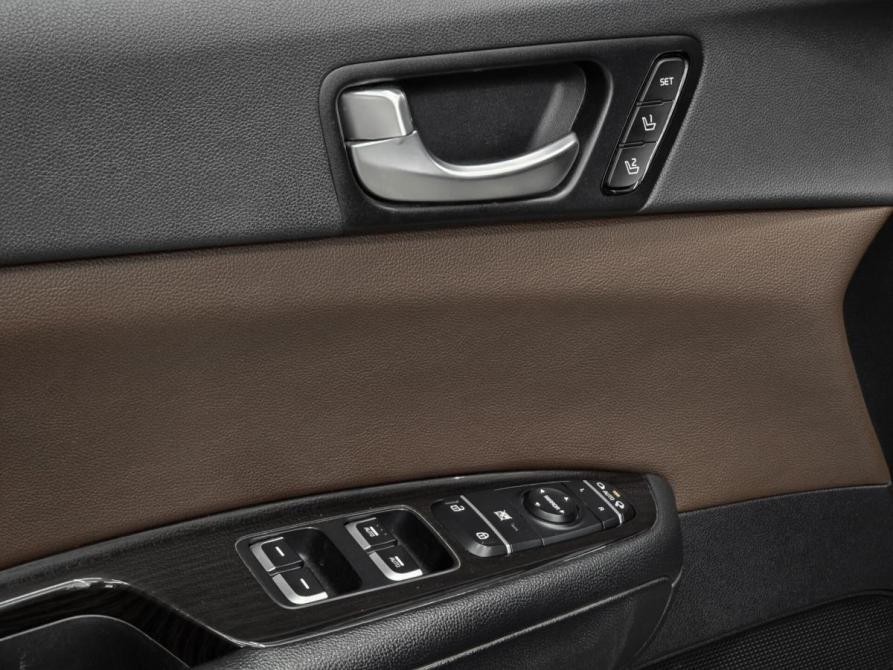 Kia K5 II Красноярск  - изображение 18