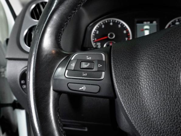 Volkswagen Tiguan I Рестайлинг с пробегом 2014 года, цена 1 699 000 рублей, 137692 км, внедорожник, Автокод Объявления