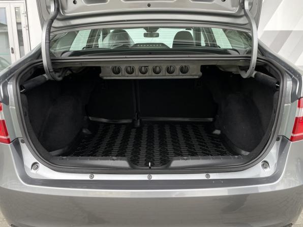 Lada (ВАЗ) Vesta I с пробегом 2019 года, цена 888 000 рублей, 122808 км, седан, Автокод Объявления