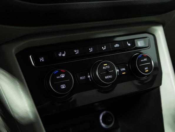 Volkswagen Tiguan II с пробегом 2017 года, цена 2 925 000 рублей, 88903 км, внедорожник, Автокод Объявления