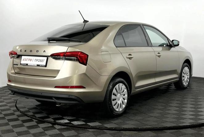 Skoda Rapid II с пробегом 2021 года, цена 1 595 000 рублей, 88000 км, лифтбек, Автокод Объявления