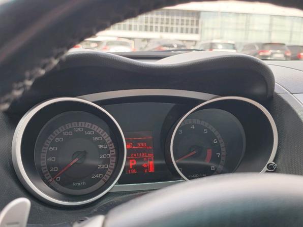 Mitsubishi Outlander II с пробегом 2008 года, цена 1 029 000 рублей, 241191 км, внедорожник, Автокод Объявления