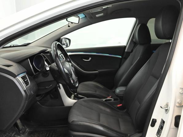 Hyundai i30 II Рестайлинг с пробегом 2015 года, цена 1 180 000 рублей, 94410 км, хэтчбек, Автокод Объявления