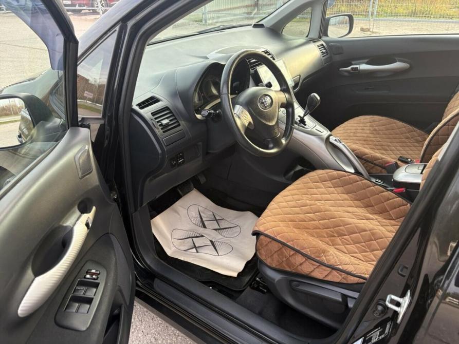 Toyota Auris I Пермь  - изображение 6