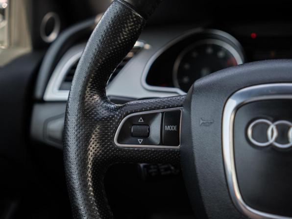 Audi A5 I (8T) с пробегом 2010 года, цена 1 799 000 рублей, 246235 км, кабриолет, Автокод Объявления
