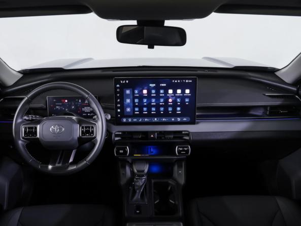 Toyota RAV4 VI (XA60) с пробегом 2025 года, цена 4 275 000 рублей, 2909 км, внедорожник, Автокод Объявления
