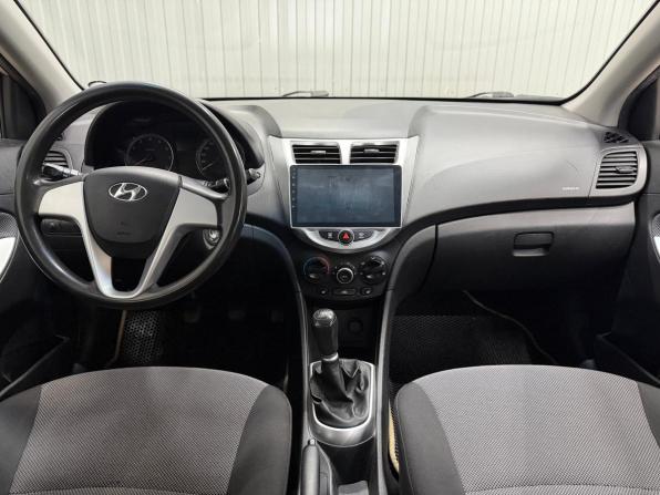 Hyundai Solaris I с пробегом 2011 года, цена 820 000 рублей, 133202 км, седан, Автокод Объявления