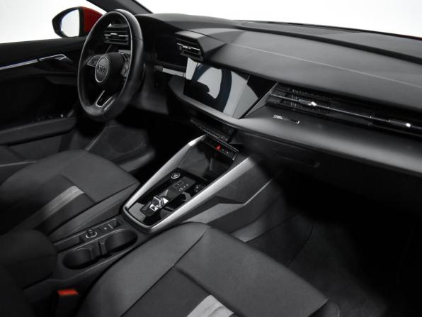 Audi A3 IV (8Y) с пробегом 2021 года, цена 2 835 000 рублей, 56326 км, седан, Автокод Объявления