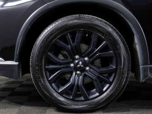 Mitsubishi Outlander III Рестайлинг 3 с пробегом 2021 года, цена 2 464 000 рублей, 106100 км, внедорожник, Автокод Объявления
