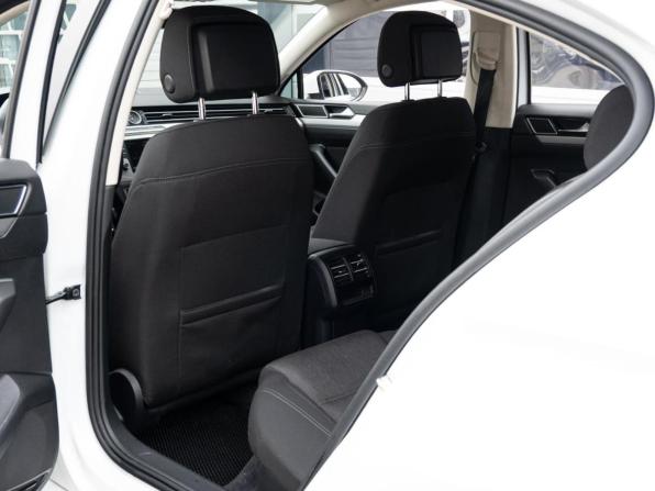 Volkswagen Passat B8 с пробегом 2015 года, цена 1 670 000 рублей, 195770 км, седан, Автокод Объявления