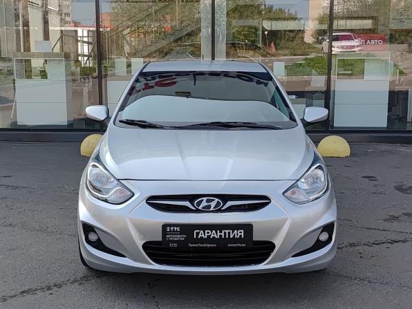 Hyundai Solaris I с пробегом 2013 года, цена 670 000 рублей, 134915 км, седан, Автокод Объявления