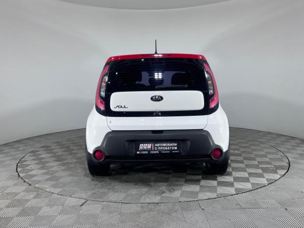 Kia Soul II Рестайлинг с пробегом 2016 года, цена 1 280 000 рублей, 92660 км, хэтчбек, Автокод Объявления