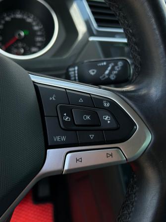 Volkswagen Tiguan II Рестайлинг с пробегом 2021 года, цена 3 300 000 рублей, 63900 км, внедорожник, Автокод Объявления