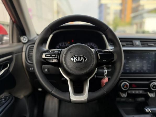 Kia Rio IV Рестайлинг с пробегом 2021 года, цена 1 535 000 рублей, 95172 км, седан, Автокод Объявления