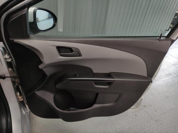 Chevrolet Aveo II с пробегом 2013 года, цена 695 000 рублей, 108328 км, седан, Автокод Объявления