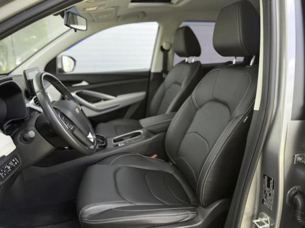 Chevrolet Captiva II с пробегом 2022 года, цена 1 869 000 рублей, 27400 км, внедорожник, Автокод Объявления