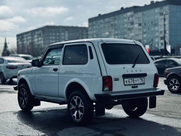 Lada (ВАЗ) Niva Legend с пробегом 2023 года, цена 999 000 рублей, 9033 км, внедорожник, Автокод Объявления