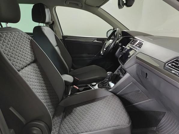 Volkswagen Tiguan II с пробегом 2018 года, цена 2 597 000 рублей, 85150 км, внедорожник, Автокод Объявления