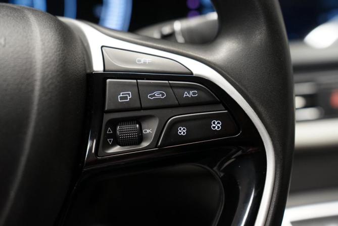 Evolute i-PRO с пробегом 2023 года, цена 1 288 000 рублей, 152853 км, седан, Автокод Объявления