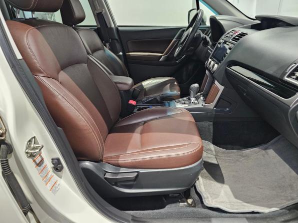 Subaru Forester IV Рестайлинг 2 с пробегом 2017 года, цена 1 819 000 рублей, 188871 км, внедорожник, Автокод Объявления