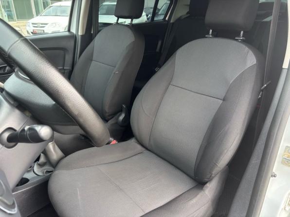 Renault Logan II с пробегом 2014 года, цена 579 000 рублей, 125140 км, седан, Автокод Объявления