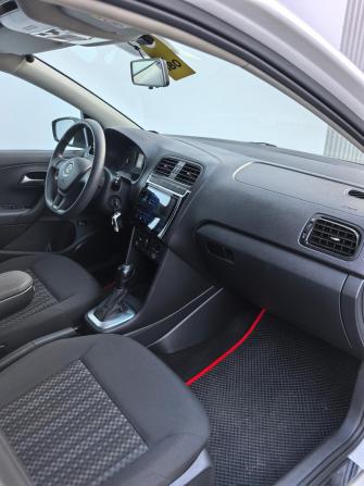 Volkswagen Polo V Рестайлинг с пробегом 2019 года, цена 1 230 000 рублей, 101000 км, седан, Автокод Объявления