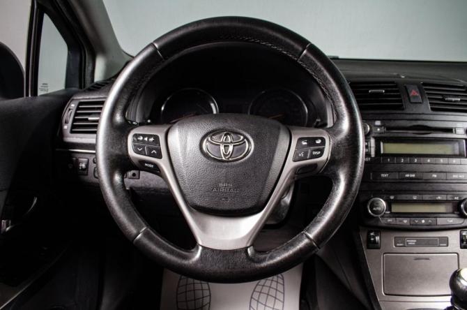Toyota Avensis III с пробегом 2009 года, цена 749 000 рублей, 319900 км, универсал, Автокод Объявления