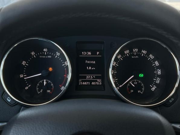 Skoda Yeti I Рестайлинг с пробегом 2014 года, цена 1 049 000 рублей, 214469 км, внедорожник, Автокод Объявления