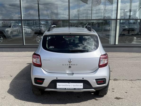 Renault Sandero II с пробегом 2017 года, цена 1 135 000 рублей, 66665 км, хэтчбек, Автокод Объявления