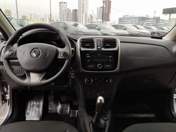 Renault Sandero II с пробегом 2018 года, цена 1 250 000 рублей, 27489 км, хэтчбек, Автокод Объявления