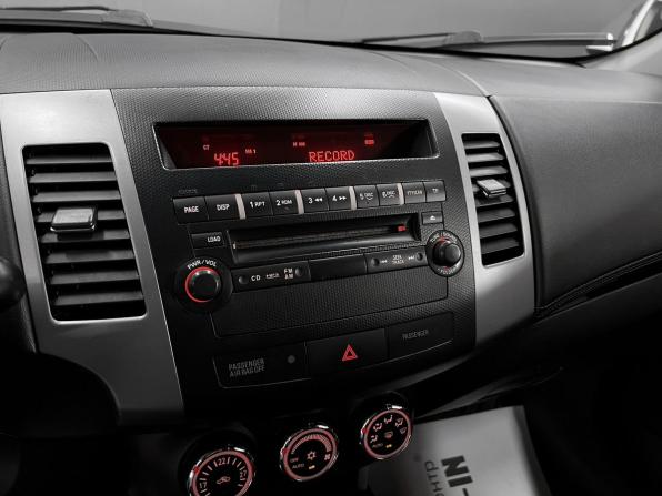 Mitsubishi Outlander II Рестайлинг с пробегом 2010 года, цена 1 195 000 рублей, 162412 км, внедорожник, Автокод Объявления