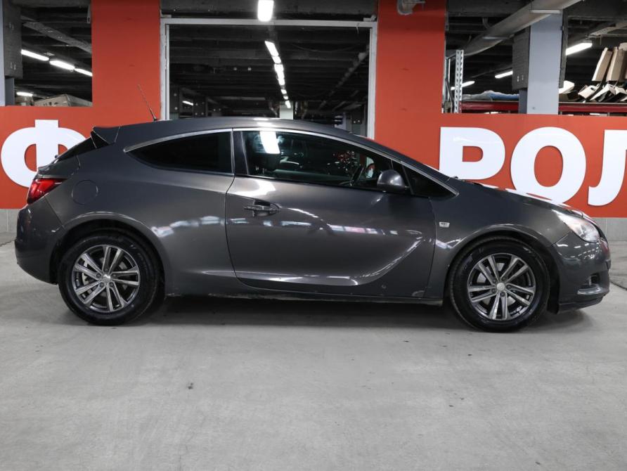 Opel Astra J Рестайлинг Москва  - изображение 4