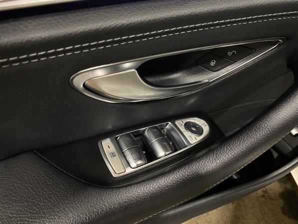 Mercedes-Benz E-Класс V (W213 S213 C238) Рестайлинг с пробегом 2020 года, цена 5 100 000 рублей, 60910 км, седан, Автокод Объявления