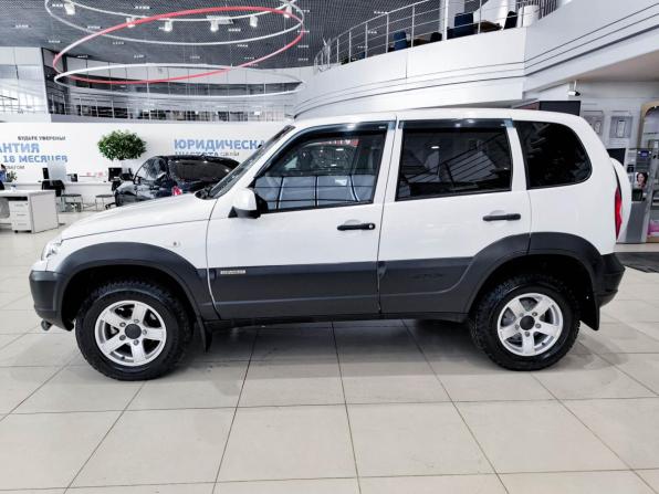 Chevrolet Niva I Рестайлинг с пробегом 2019 года, цена 750 000 рублей, 107420 км, внедорожник, Автокод Объявления