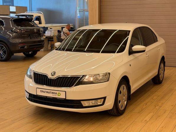 Skoda Rapid I с пробегом 2017 года, цена 888 000 рублей, 193810 км, лифтбек, Автокод Объявления