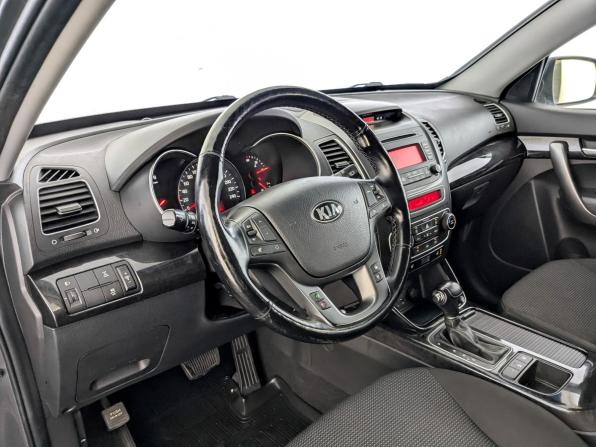Kia Sorento II Рестайлинг с пробегом 2020 года, цена 2 500 000 рублей, 167310 км, внедорожник, Автокод Объявления