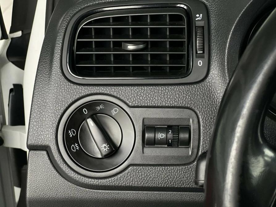 Volkswagen Polo V Рестайлинг Екатеринбург  - изображение 23