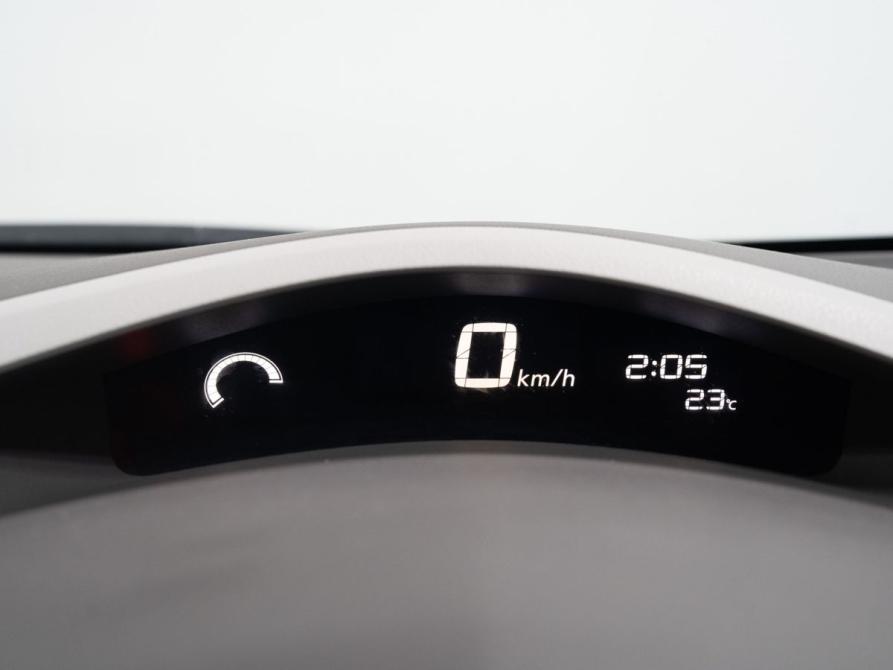Nissan Leaf I (ZE0/AZE0) Чита  - изображение 11