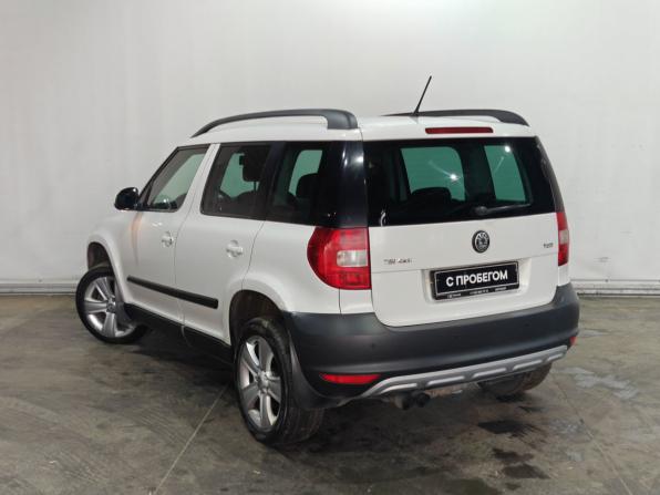 Skoda Yeti I с пробегом 2013 года, цена 725 000 рублей, 355000 км, внедорожник, Автокод Объявления