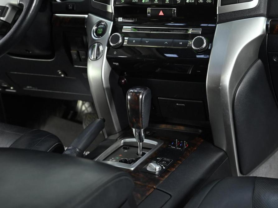 Toyota Land Cruiser 200 Series Рестайлинг 1 Москва  - изображение 13