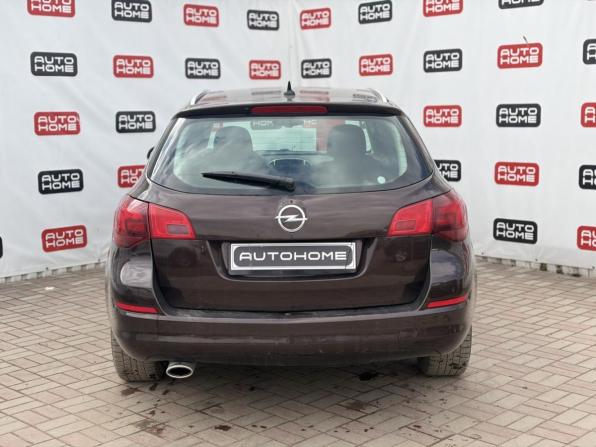 Opel Astra J Рестайлинг с пробегом 2012 года, цена 649 900 рублей, 172600 км, универсал, Автокод Объявления